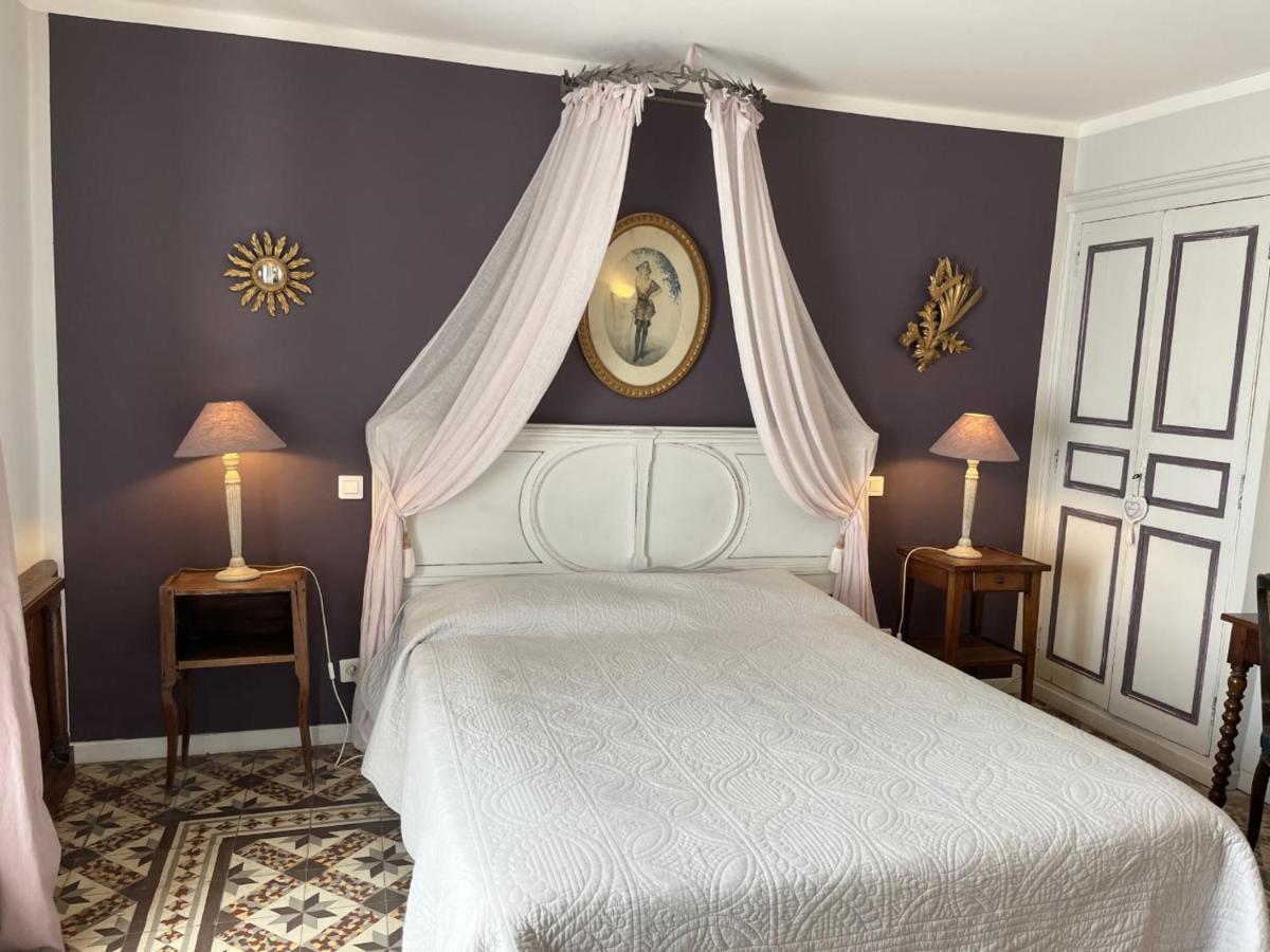 La Maison De Justine Grimaud Bagian luar foto