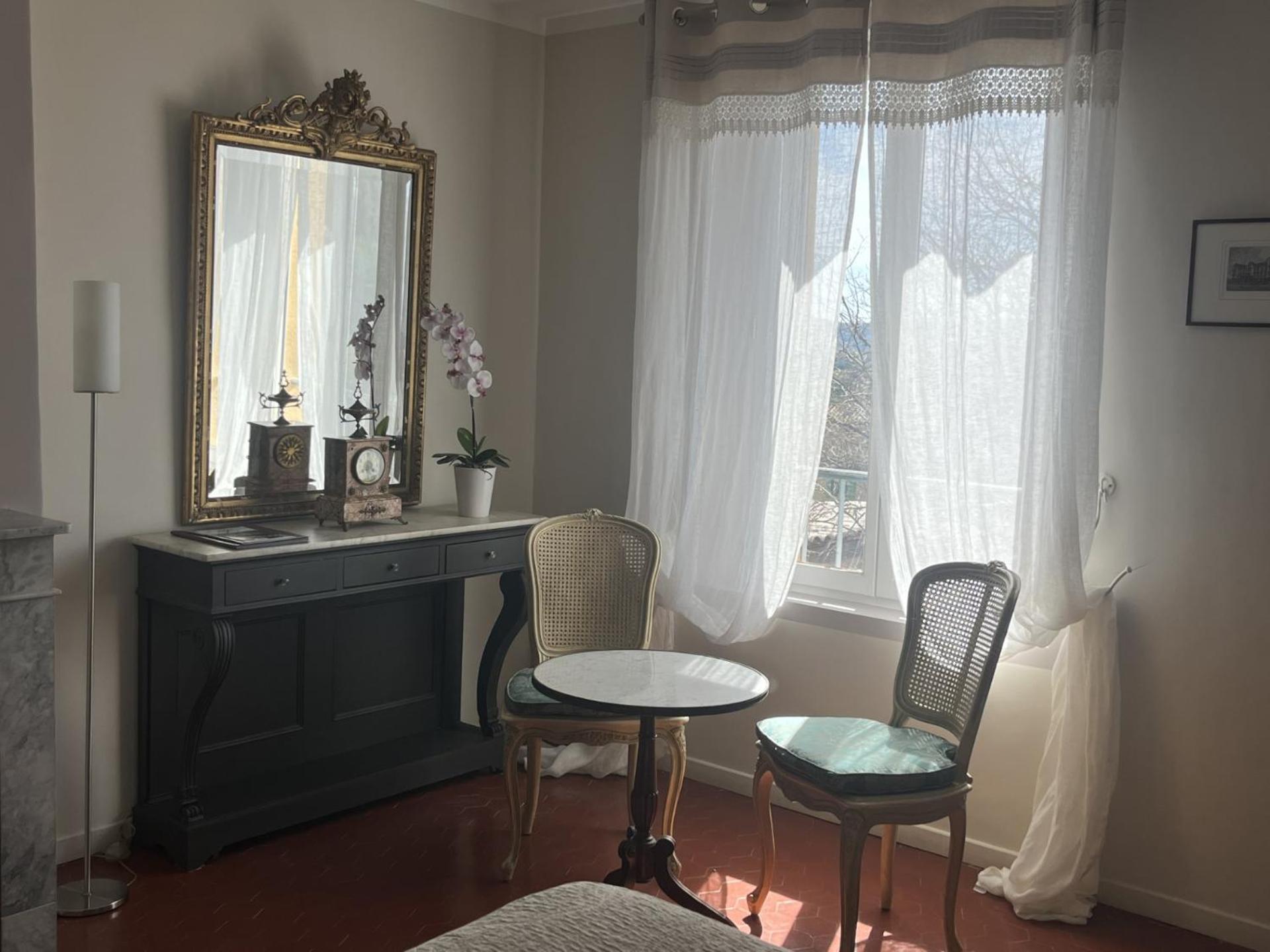 La Maison De Justine Grimaud Bagian luar foto